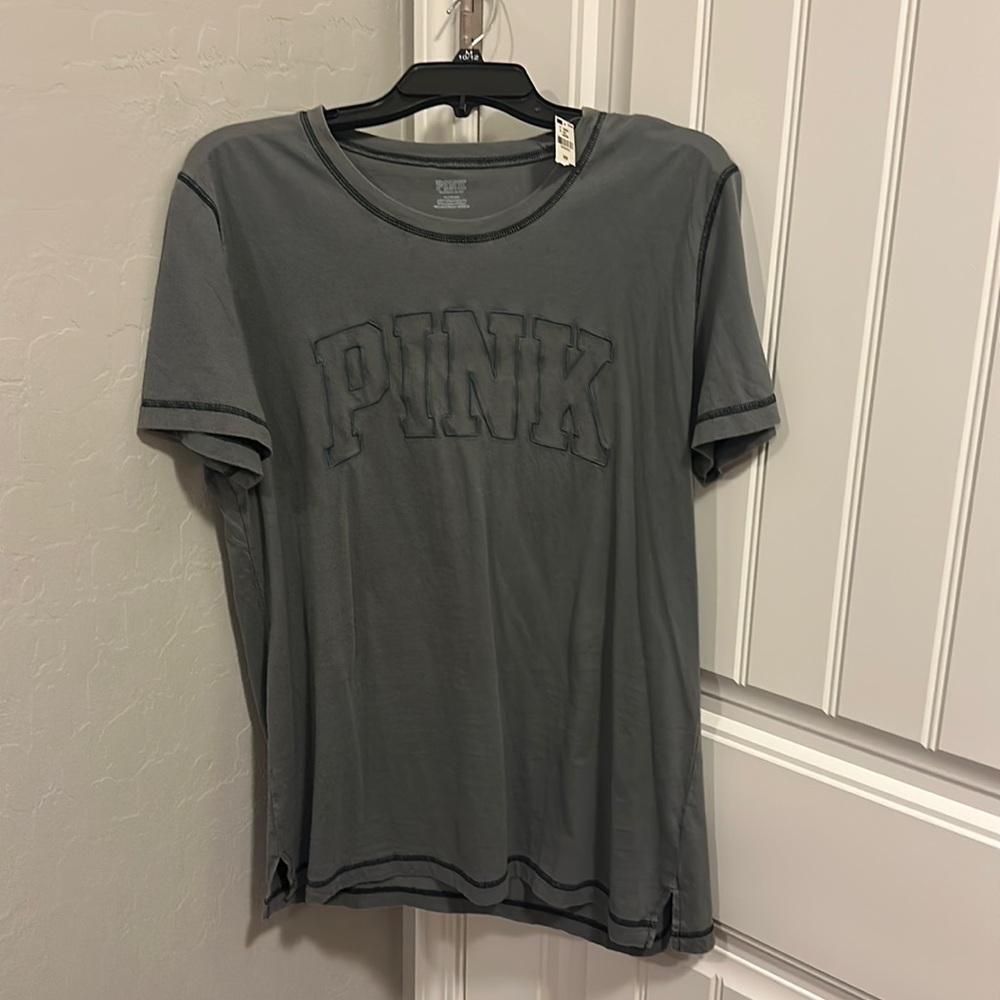 VS PINK tee